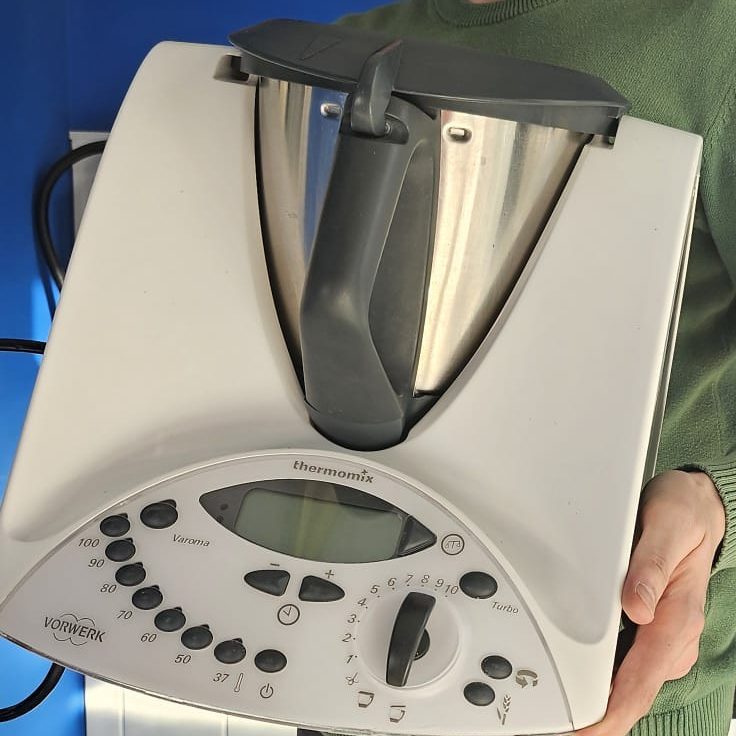 Reparando avería de Thermomix