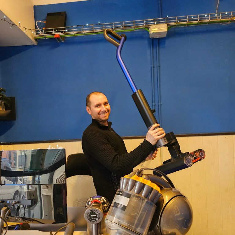 Servicio técnico friegasuelos Dyson